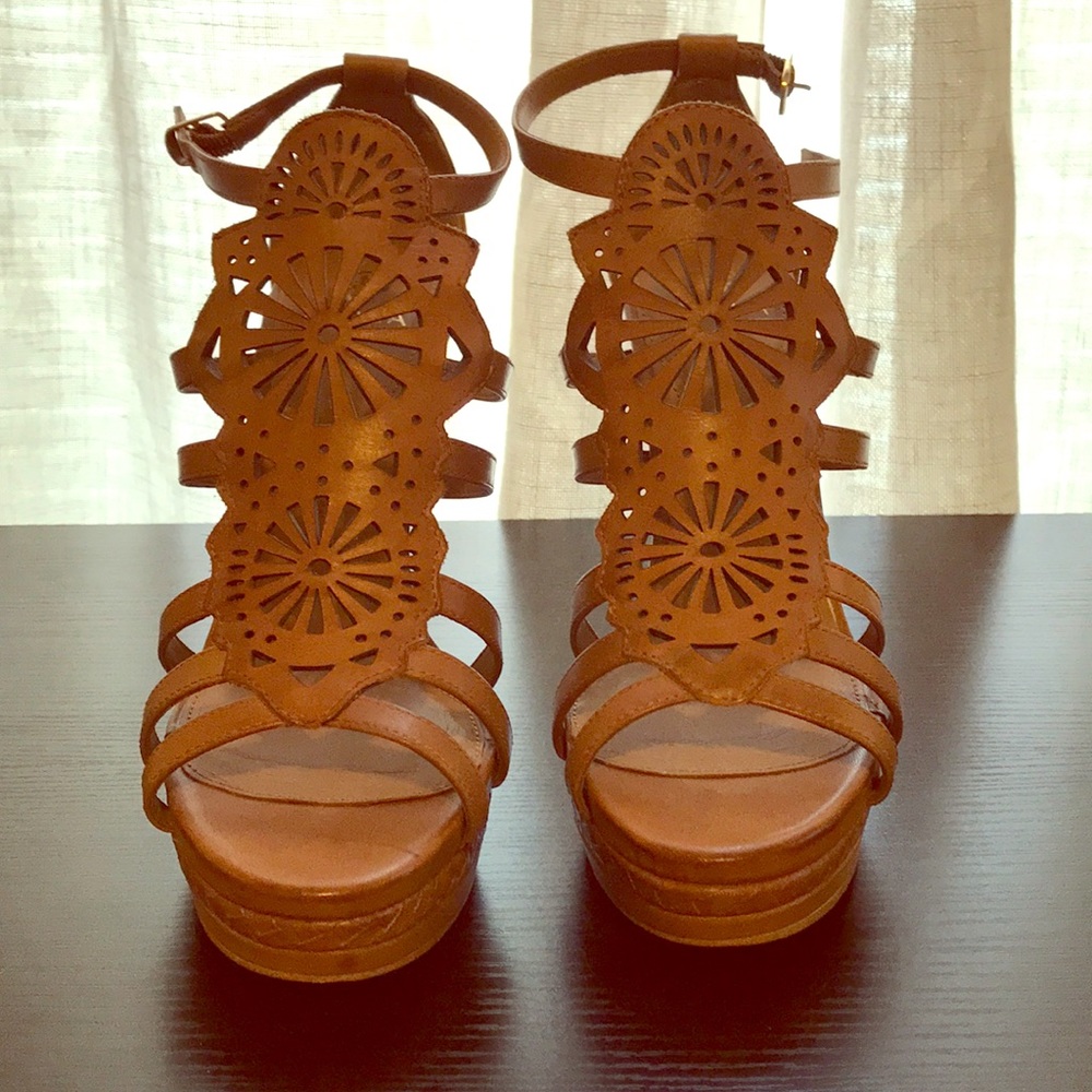 Isola Cognac Strap Heel